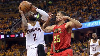 Nba: Cleveland demolisce Atlanta con una pioggia di triple