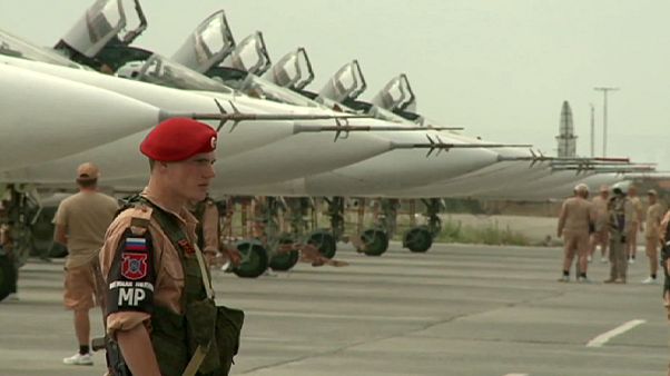 Συρία: Από τη βάση της Λαττάκειας η Ρωσία επιτηρεί την «εύθραυστη» εκεχειρία Συρία: Από τη βάση της Λαττάκειας η Ρωσία επιτηρεί την «εύθραυστη» εκεχειρία