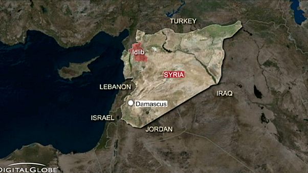 Siria: decine di vittime in un raid contro un campo profughi nella provincia di Idlib Siria: decine di vittime in un raid contro un campo profughi nella provincia di Idlib