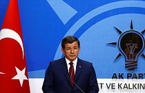 Machtkampf in der Türkei: Regierungschef Davutoğlu gibt auf