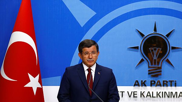 Érheti-e meglepetés a török államfőt májusban? Érheti-e meglepetés a török államfőt májusban?