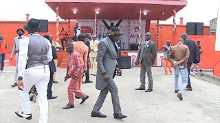Tribute to Papa Wemba: "Sapeurs" of Pointe-Noire mourn their king
