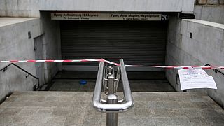 Greece grinds to near halt in 48-hour general strike