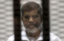Mursi'nin 'ajanlıkla' suçlandığı davada karar ertelendi