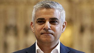 Londra'nın "Khan'ı" resmen görevine başladı