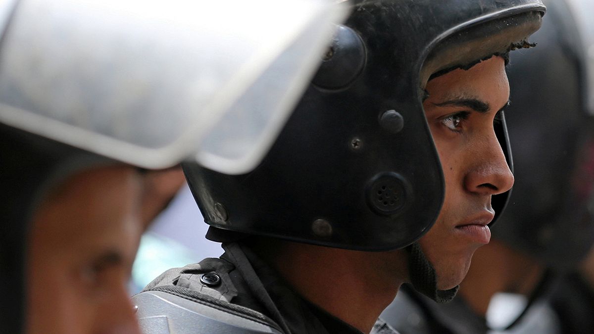 مقتل 8عناصر للشرطة المصرية في هجوم مسلح