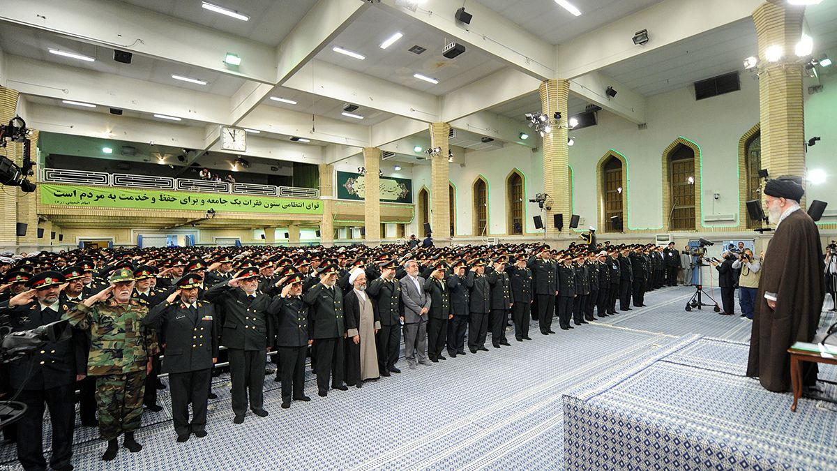 رهبر جمهوری اسلامی: در موضوع امنیت اخلاقی بدون توجه به فضا سازی ها عمل کنید