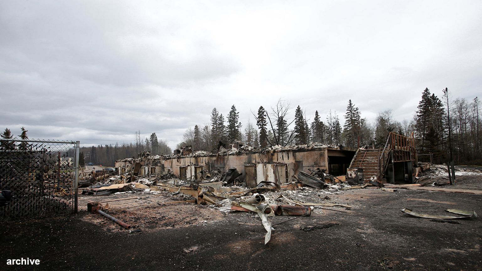 Exclusif : des déchets nucléaires et toxiques étaient stockés à Fort McMurray (Alberta)
