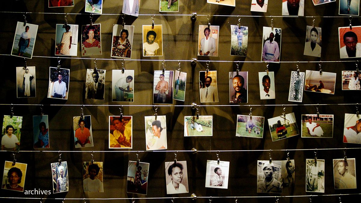 Frankreich stellt zwei ruandische Beamte wegen Völkermordes vor Gericht