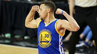 NBA'de yılın en değerli oyuncusu Stephen Curry