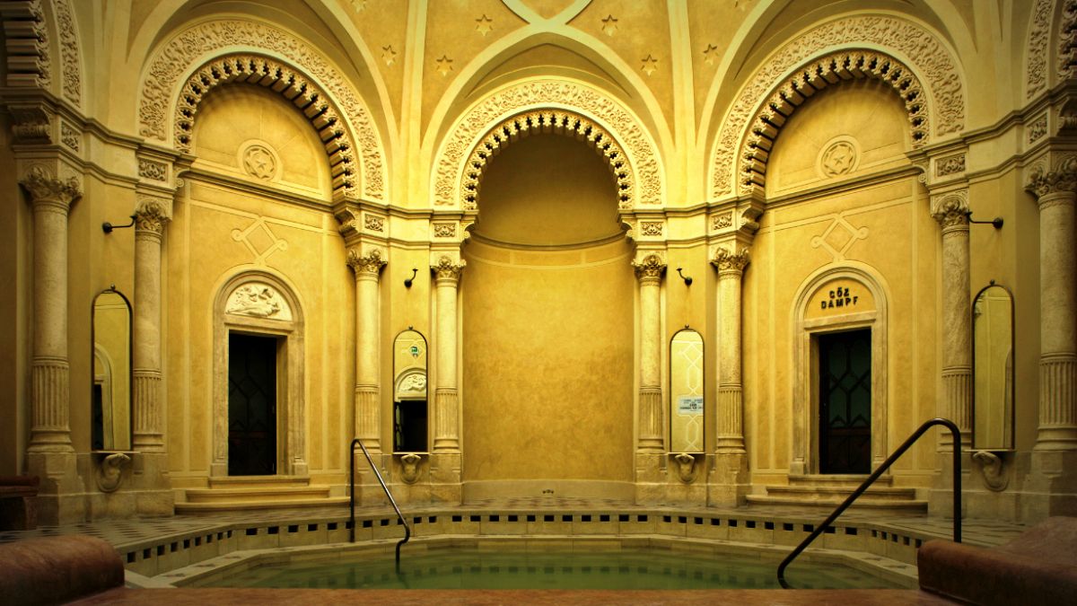 A Rác fürdő káprázatos belső terei - FOTÓK