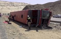۱۲ کشته در اثر واژگونی یک اتوبوس در پرو