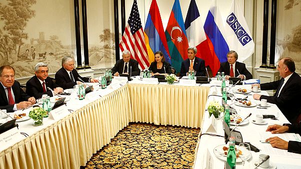 Tűzszünetre hajlik Azerbajdzsán és Örményország is Tűzszünetre hajlik Azerbajdzsán és Örményország is