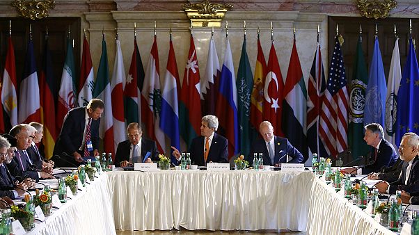 La diplomacia internacional une fuerzas en Viena para intentar sacar a flote el proceso de paz en Siria La diplomacia internacional une fuerzas en Viena para intentar sacar a flote el proceso de paz en Siria