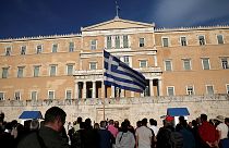 پارلمان یونان برنامه های اصلاحی دولت را بررسی می کند