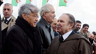 Le président algérien attaque devant les tribunaux le journal "le monde" et son directeur
