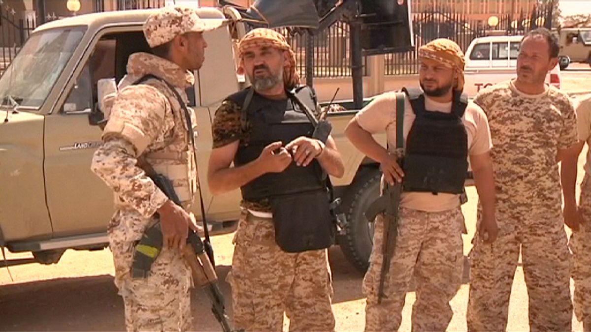 Líbia: Forças leais ao Governo de unidade nacional fazem