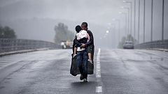 Η Οδύσσεια των προσφύγων μέσα από τον φακό οκτώ φωτογράφων