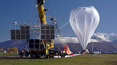 NASA atmosfere dev bir balon gönderdi