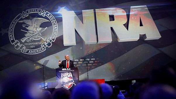 NRA gun lobby backs Trump and takes aim at Clinton NRA gun lobby backs Trump and takes aim at Clinton
