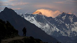 مرگ یک کوهنورد در بازگشت از اورست