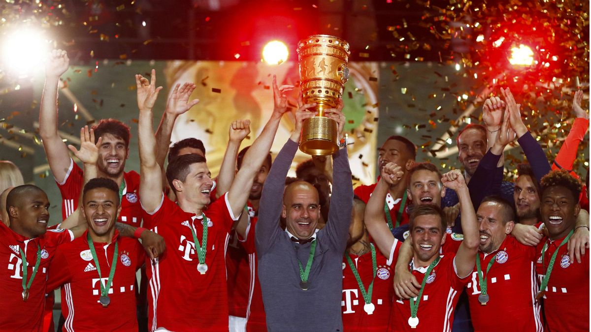 FC Bayern holt das Double