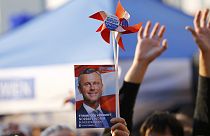 Выборы президента в Австрии: кандидаты проголосовали