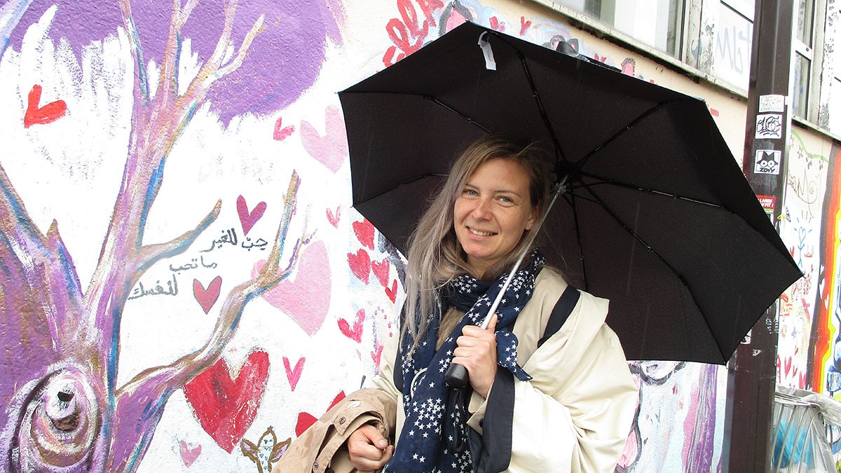 Du street art comme thérapie à Paris, six mois après les attentats