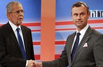 Австрия: ультраправый кандидат побеждает, но подсчет голосов продолжается