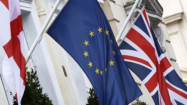 Brexit: AB yanlısı ve ayrılıkçı görüşlerin kısa bir analizi Brexit: AB yanlısı ve ayrılıkçı görüşlerin kısa bir analizi