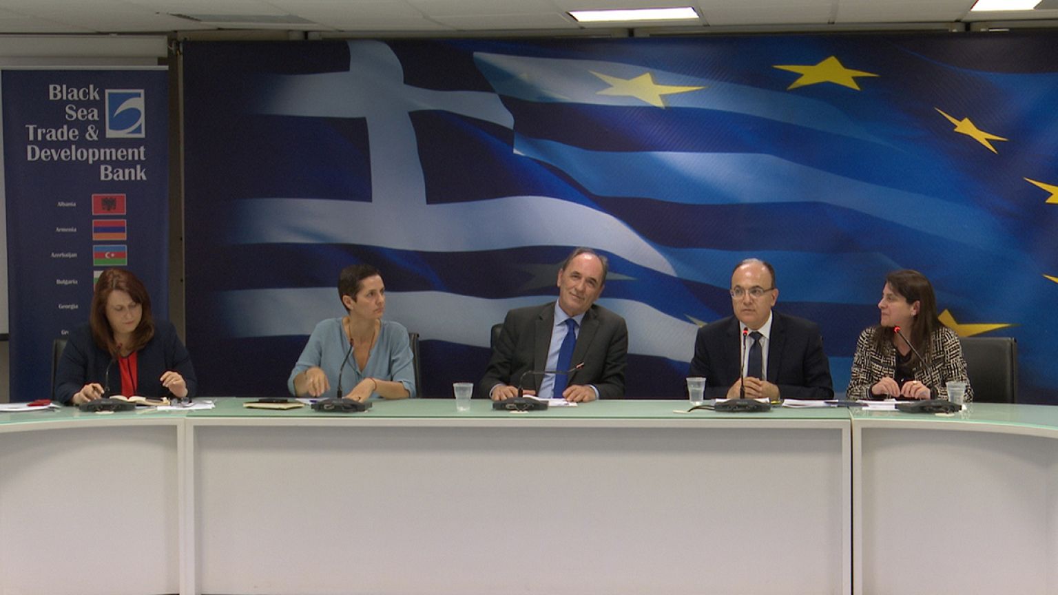 Ελλάδα: μία τράπεζα που ψάχνει εταιρείες για να δώσει δάνεια!