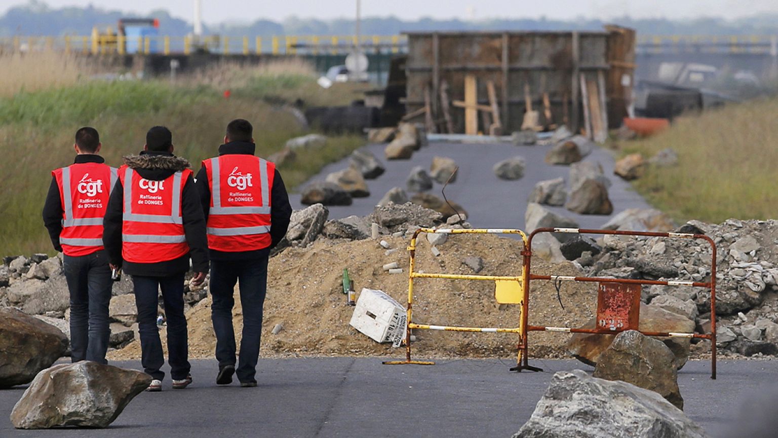Streik gegen Arbeitsmarktreform in Frankreich geht weiter- auch in Atomkraftwerken