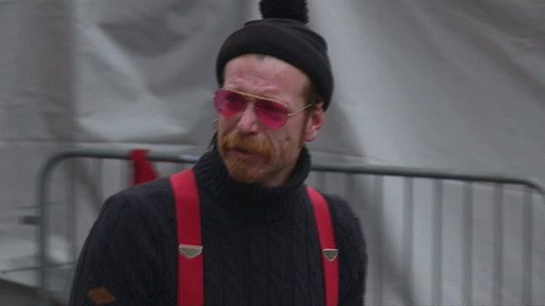 Jesse Hughes'un nefret söylemlerine hayranından tepki Jesse Hughes'un nefret söylemlerine hayranından tepki
