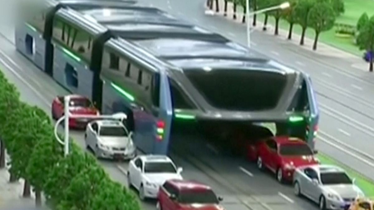 Китай: автобус-тоннель может решить проблему пробок