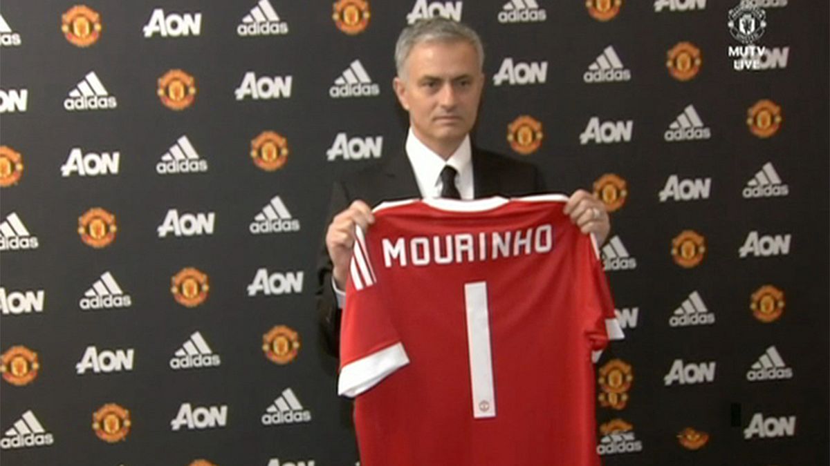 Mourinho ready to manage 'giants' Manchester United