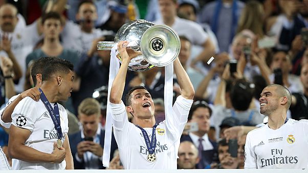 Real Madrid gewinnt das Champions League Finale nach Elfmeterschießen gegen Atlético Madrid Real Madrid gewinnt das Champions League Finale nach Elfmeterschießen gegen Atlético Madrid