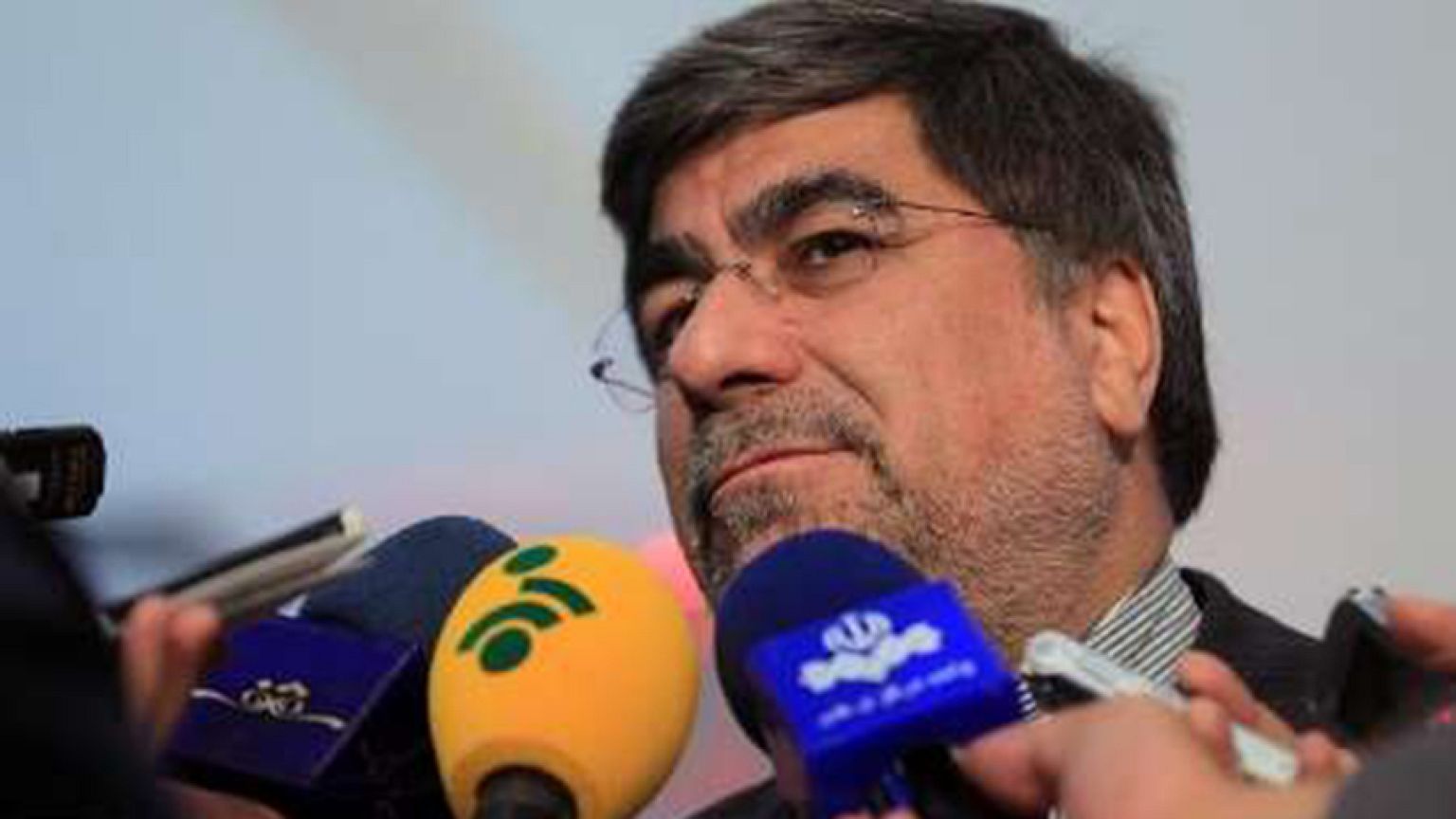 علی جنتی: امسال زائران ایرانی نمی توانند به حج بروند