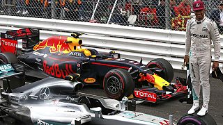Hamilton aprovecha el fallo de Red Bull para ganar en Mónaco