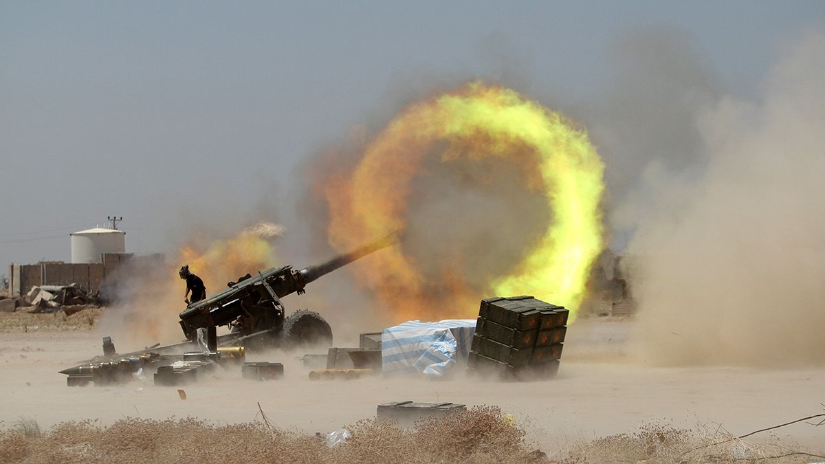 Két fronton szorongatják az Iszlám Államot Irakban
