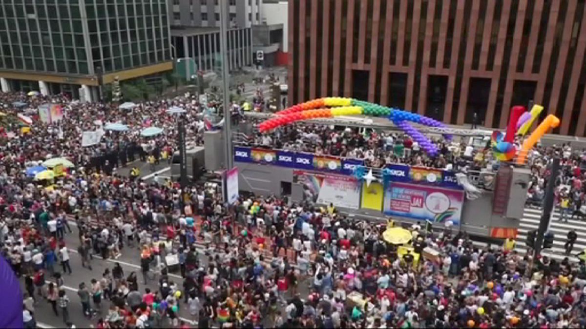 São Paulo: Hunderttausende feiern "Gay Pride"