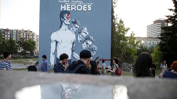 Βοσνία: Στη μνήμη του Ντέιβιντ Μπόουι Βοσνία: Στη μνήμη του Ντέιβιντ Μπόουι