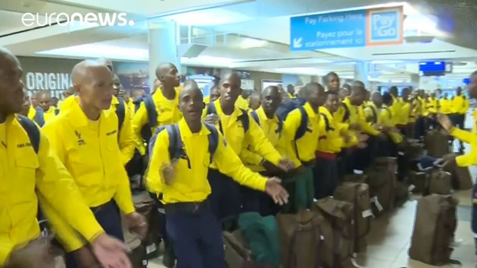 South African firefighters arrive in Canada to help tackle Fort McMurray wildfire