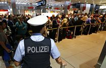 Mann hat es eilig: Großalarm am Kölner Flughafen