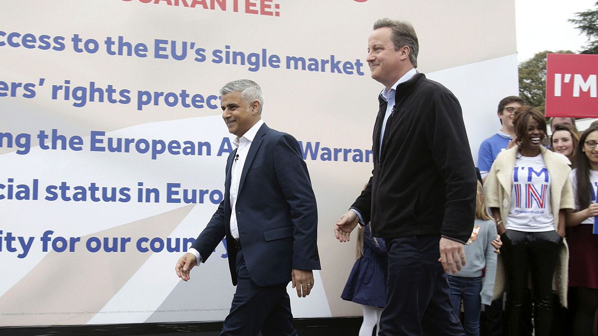 Cameron e Khan unem esforços no referendo britânico