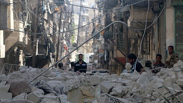 تجدد القصف الجوي المشترك على حلب تجدد القصف الجوي المشترك على حلب