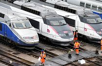 França: caminhos-de-ferro juntam-se a protestos contra reforma laboral