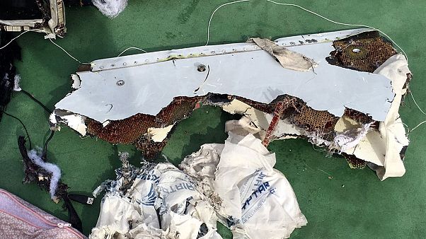 Detetados sinais da caixa negra do malogrado avião da EgyptAir Detetados sinais da caixa negra do malogrado avião da EgyptAir