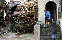 الفيضانات تقتل خمسة اشخاص في بافاريا وتتسبب باجلاء سكان "لونغ جومو" بضواحي باريس