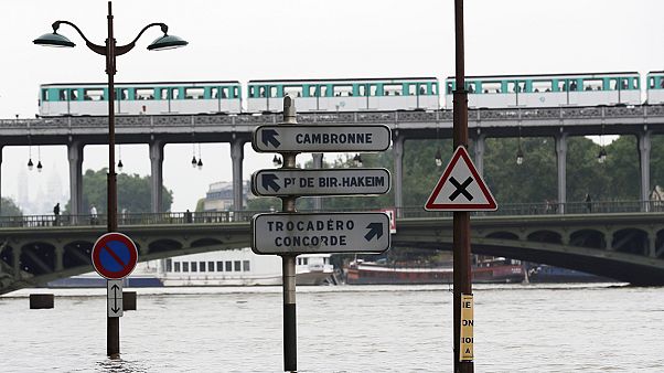 Paris sous les eaux, Paris perturbée Paris sous les eaux, Paris perturbée