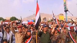 Houthi supporters denounce Saudi-led air strikes in Yemen